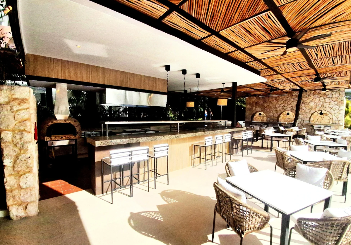 Cancun Bay - Image 19